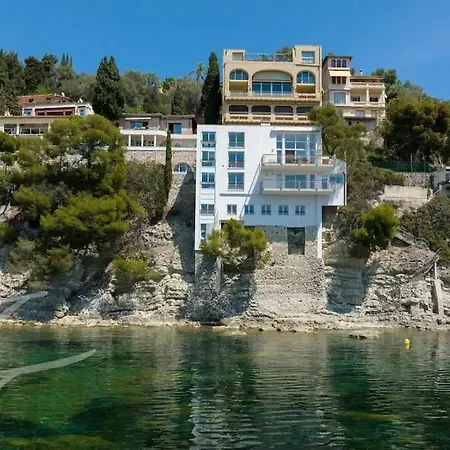 Cap-Ferrat Waterfront Villa-Private Sea Access Saint-Jean-Cap-Ferrat