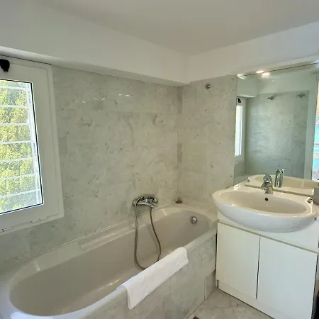 Cap-ferrat Waterfront Villa-private Sea Access Saint-Jean-Cap-Ferrat