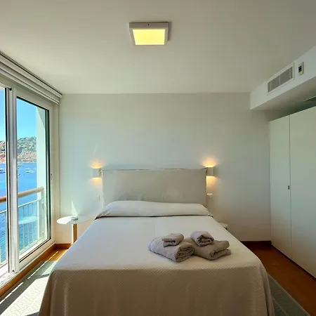 Cap-ferrat Waterfront Villa-private Sea Access